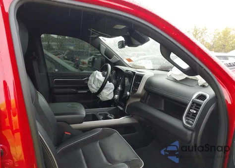 2023 Ram 1500 Laramie 4X4 5'7 Box z USA, uszkodzony, nr VIN 1C6SRFJT4PN501763